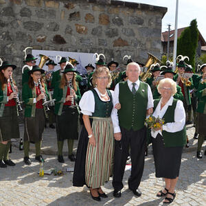 Ehejubelpaare, Kräuterweihe und Tag der Blasmusik