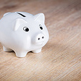Sparschwein / Mit Abbuchungsauftrag 3% sparen / © andibreit / pixabay.com / CC0 1.0 Sparschwein / Mit Abbuchungsauftrag 3% sparen