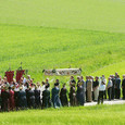 Fronleichnam Prozession / honorarfrei - K - B Fronleichnam Prozession *** Local Caption *** Pfarre Frankenmarkt Hauptstra