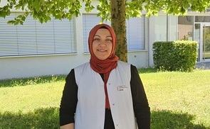Heimhelferin mit Herz, Respekt und einem Lächeln