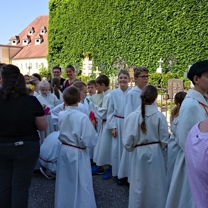 vor dem Einzug                        