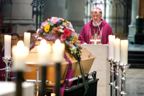 Predigt von Bischof Manfred Scheuer beim Requiem für Prälat Josef Mayr