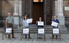 (v.l.) Mag. Christian Zoidl (Dechant Linz-Mitte), Mag.a Stefanie Hinterleitner (Pastoralassistentin Linz-Dompfarre), Dipl.Päd.in Monika Weilguni (Dekanatsassistentin Linz-Mitte), Hubert Gratzer (Leiter Arbeitskreis 'Kirche wirkt in der Gesellschaft' 