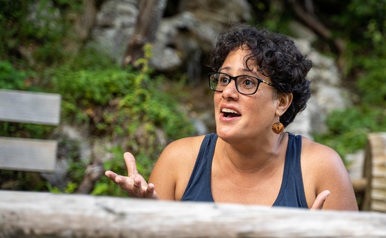Frau Diskussion Mut Geschichte Sozialpredigt